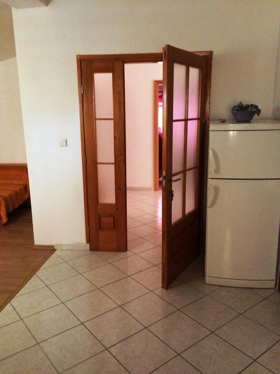 Apartment House Aria Baška Voda Oda fotoğraf