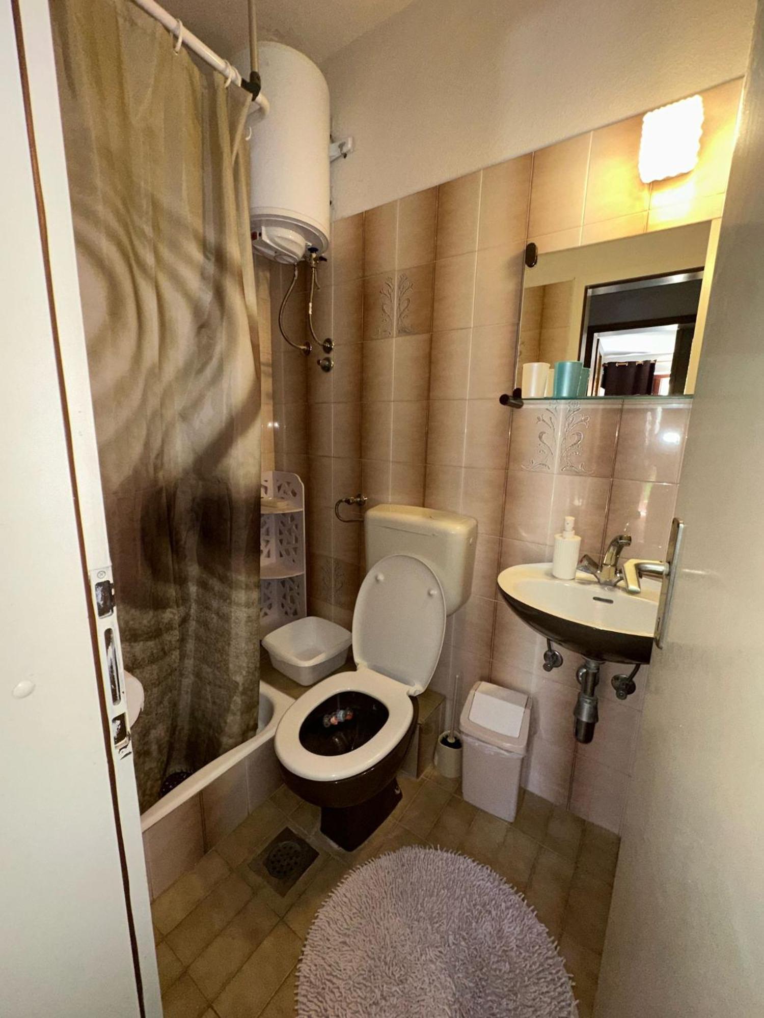 Apartment House Aria Baška Voda Dış mekan fotoğraf