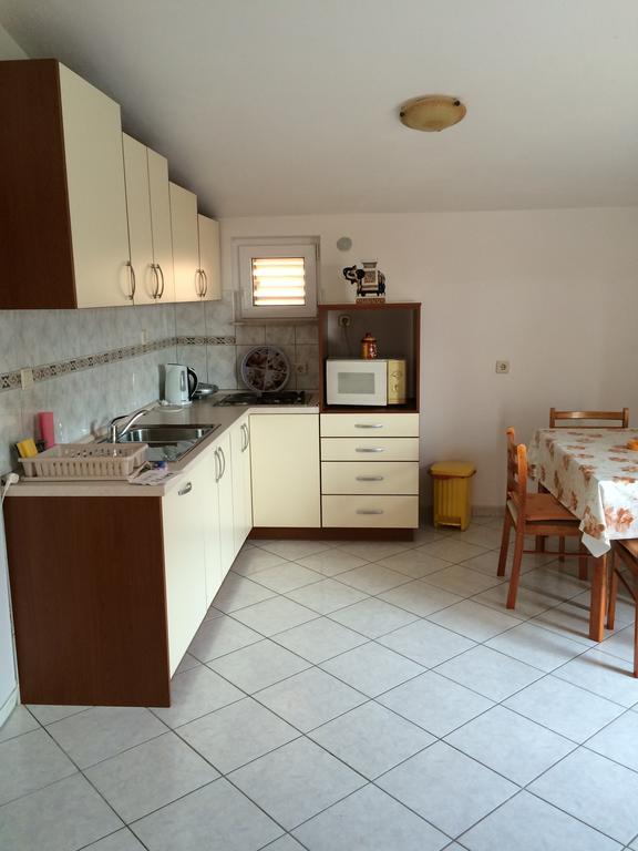 Apartment House Aria Baška Voda Oda fotoğraf