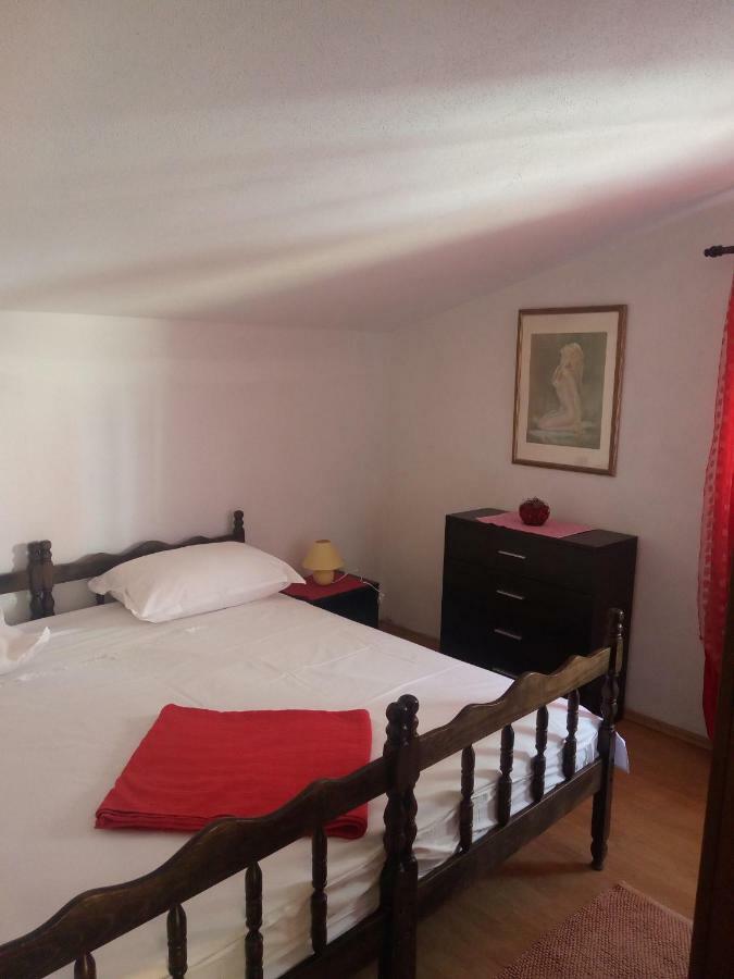 Apartment House Aria Baška Voda Dış mekan fotoğraf
